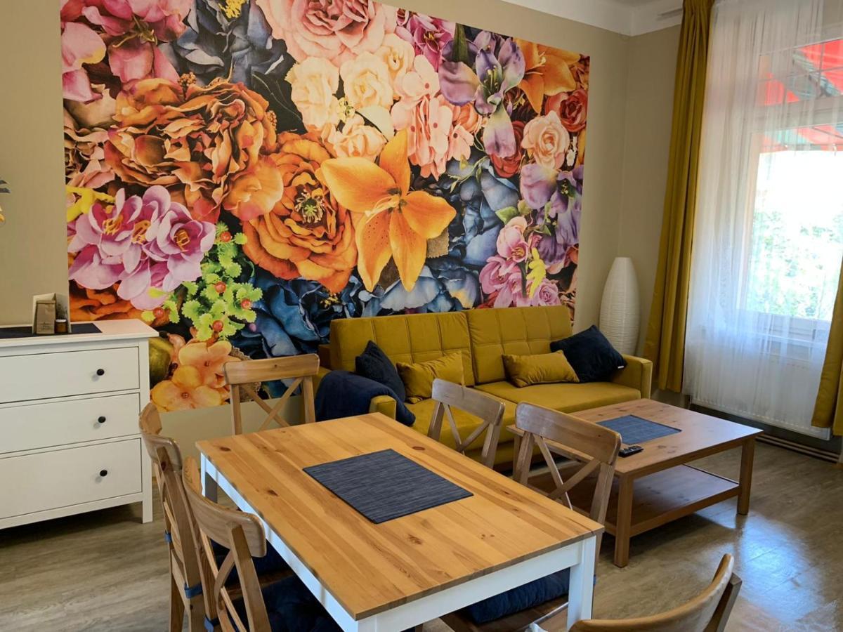 Apartman Galerie Дечин Экстерьер фото